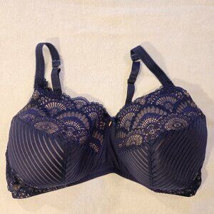 Amoena Mastectomy 40CBra Navy & Nude Lace Karolina Wireless